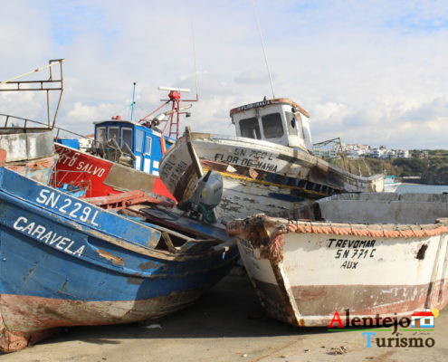 Barcos amontoados