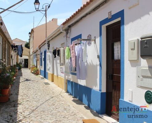 Rua tradicional alentejana.