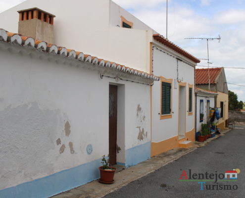 Rua típica do Alentejo