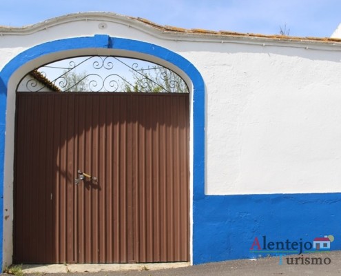 Porta tradicional - Alcarias - Capital dos cata-ventos - concelho de Ourique