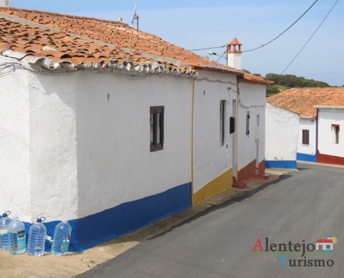 Rua - Casa tradicional do Alentejo - Aldeia dos Elvas - Concelho de Aljustrel