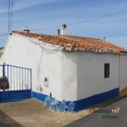Garrafões de água - Aldeia dos Elvas - Concelho de Aljustrel