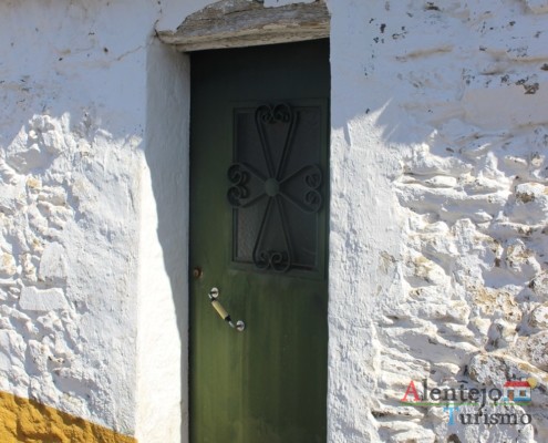 Porta de casa alentejana - Museu vivo – Grandaços – Concelho de Ourique - Alentejo