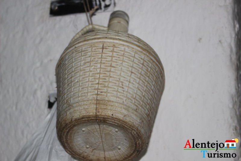 taberna_justino_damas_vila_de_frades_concelho_da_vidigueira_alentejo_alentejoturismoIMG_1574 taberna_justino_damas_vila_de_frades_concelho_da_vidigueira_alentejo_alentejoturismoIMG_1574