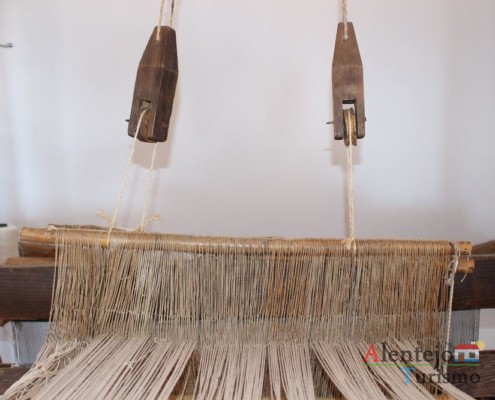 Tear - A Dobadoira - Associação de Artesãos – Viseus; Concelho de Castro Verde; Alentejo