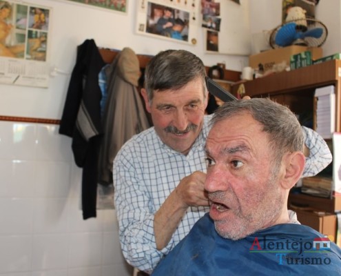 Corte de Barba e cabelo; Barbearia Silva; Cabeça Gorda; Concelho de Beja; Alentejo