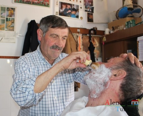 Corte de Barba e cabelo; Barbearia Silva; Cabeça Gorda; Concelho de Beja; Alentejo