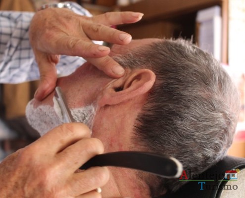 Corte de Barba e cabelo; Barbearia Silva; Cabeça Gorda; Concelho de Beja; Alentejo