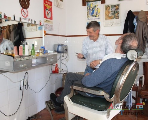 Corte de Barba e cabelo; Barbearia Silva; Cabeça Gorda; Concelho de Beja; Alentejo