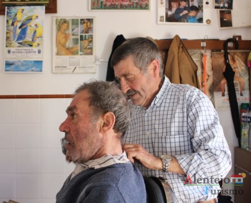 Corte de Barba e cabelo; Barbearia Silva; Cabeça Gorda; Concelho de Beja; Alentejo