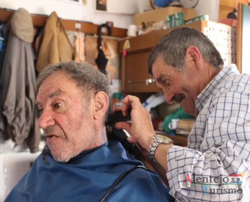 Corte de Barba e cabelo; Barbearia Silva; Cabeça Gorda; Concelho de Beja; Alentejo