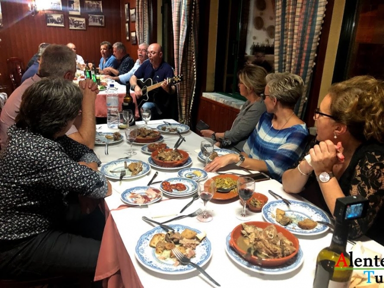 jantar com cante restaurante cascata vidigueira011 768x576