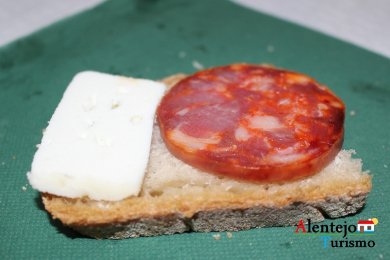 casa de asto tapas castro verde alentejo026 768x512