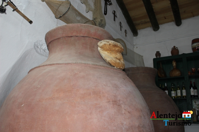 casa de asto tapas castro verde alentejo031 768x512